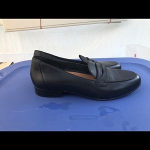 Clarks black loafers size 9